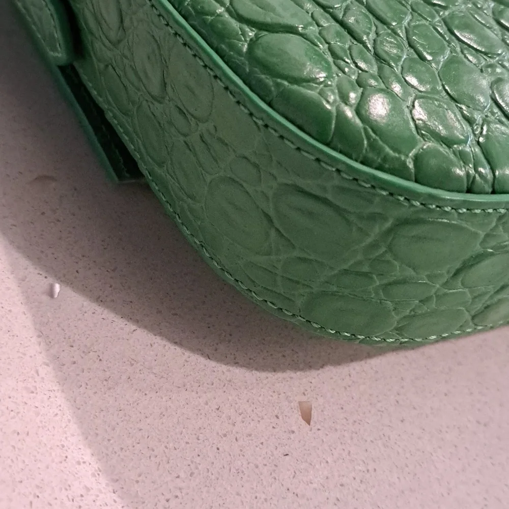 NWOT By Far shoulder bag - Picture 4 of 13